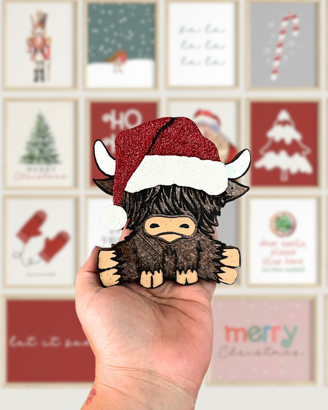 Wholesale - Santa Highland Cow