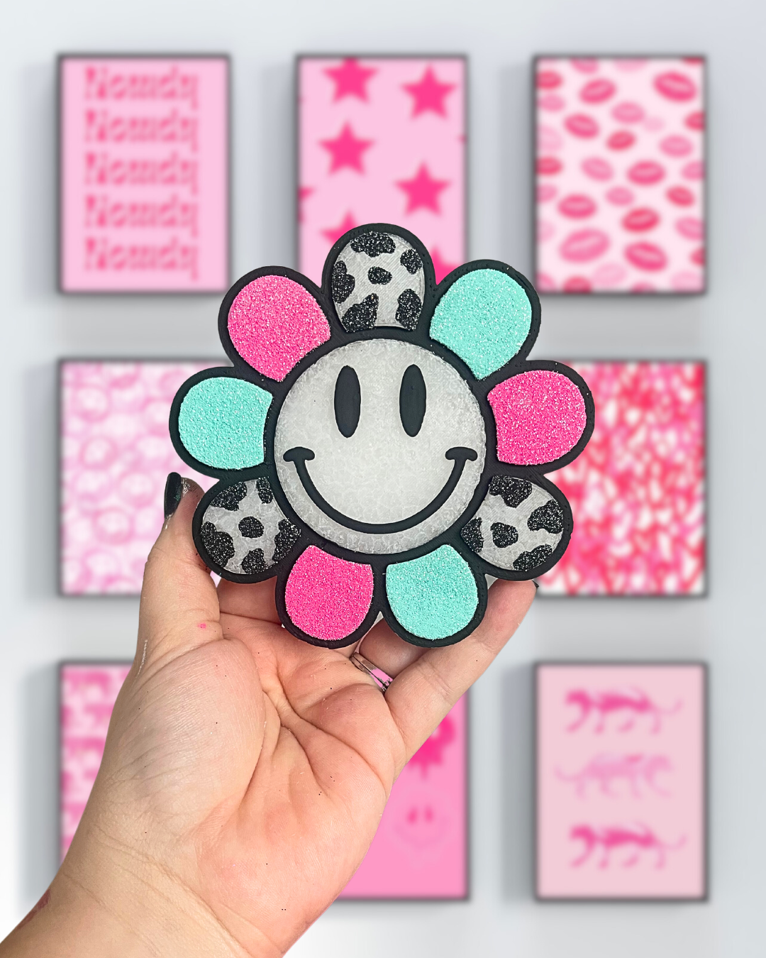 Wholesale - Retro Smiley Daisy