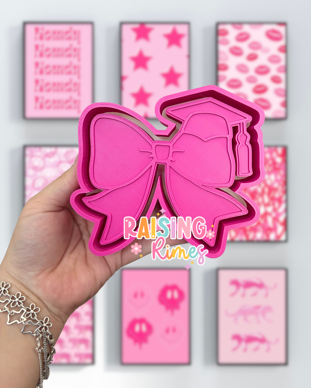 Bow w/ Grad Hat Silicone Mold