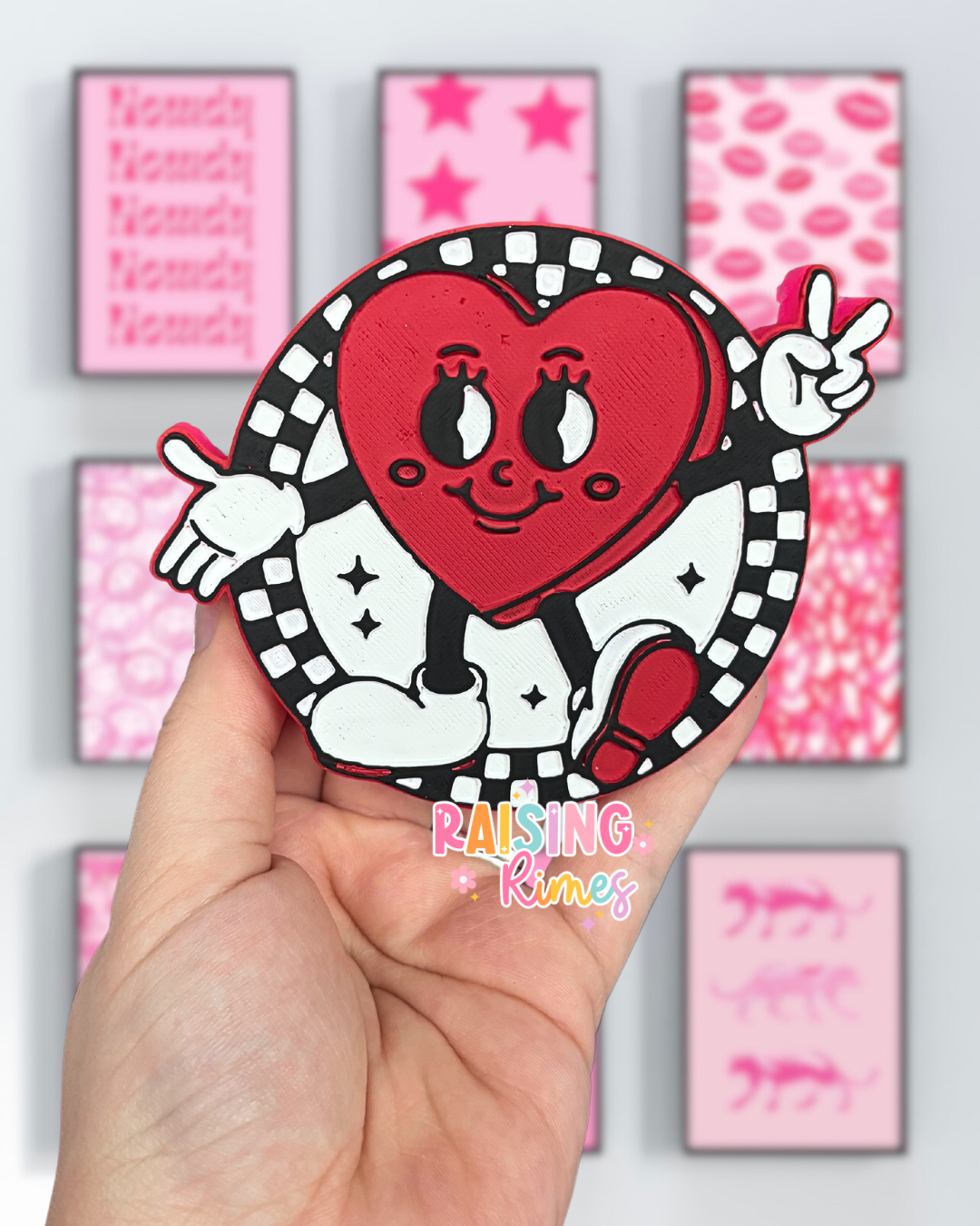 Checkered Retro Heart Mold